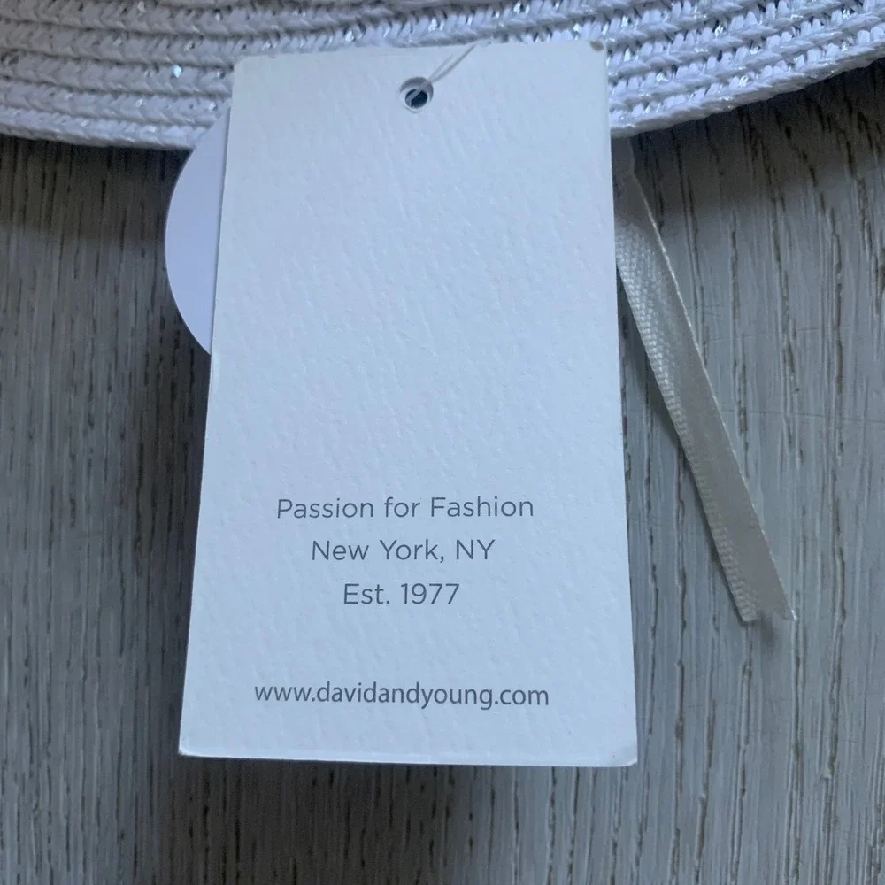 NWT David‎ the Young White Sun Hat
